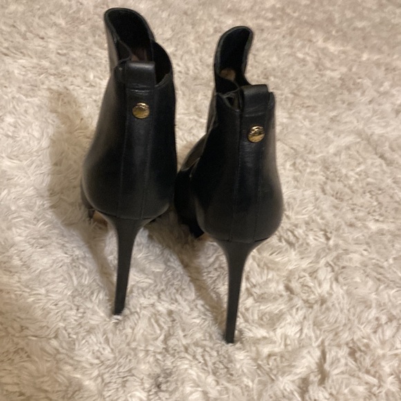Michael Kors Leather Ankle Stiletto Boots Size 8 - Picture 4 of 5